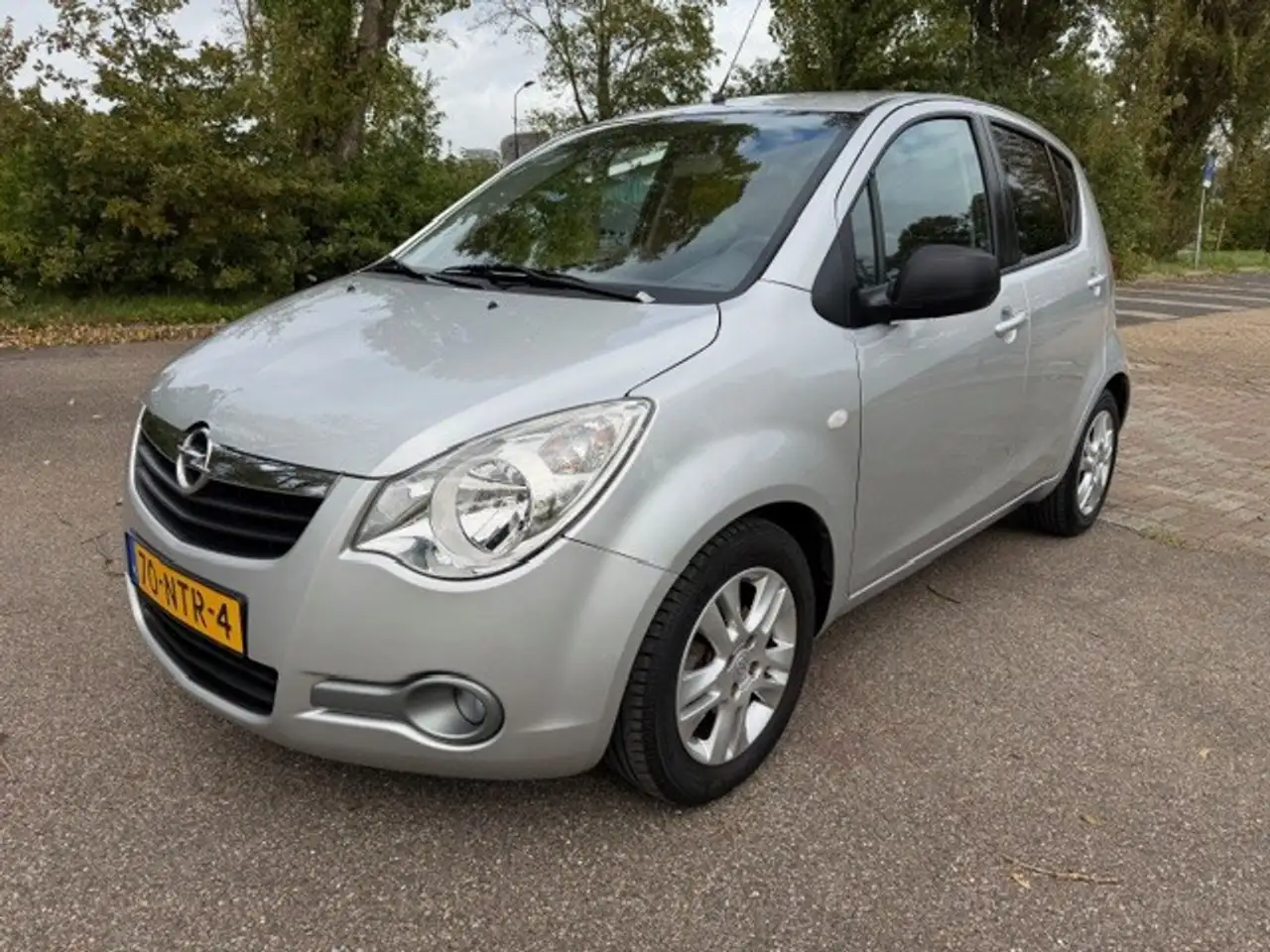 Opel Agila