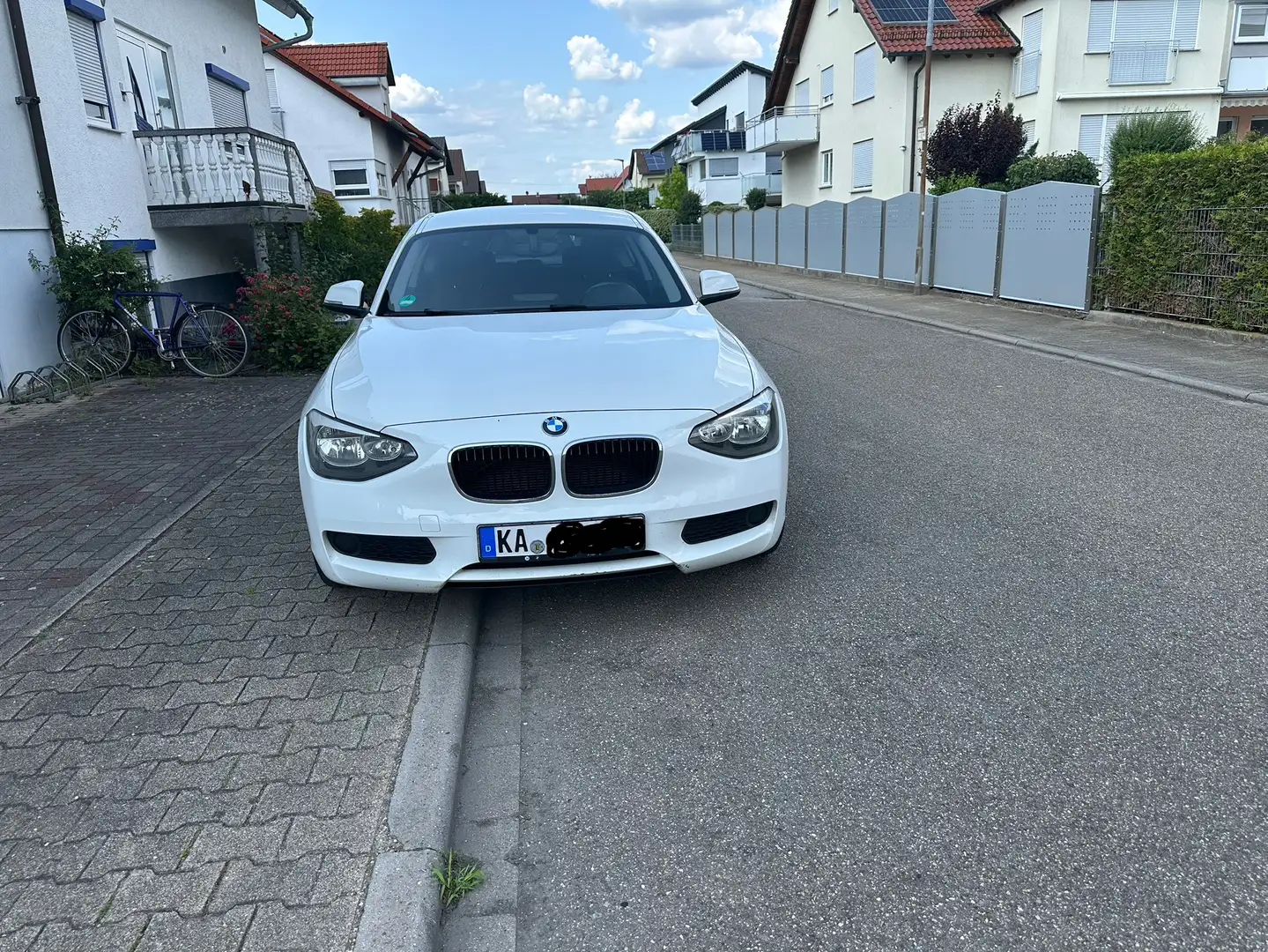 BMW 114 114d Klima Sitzheizung PDC Weiß - 2