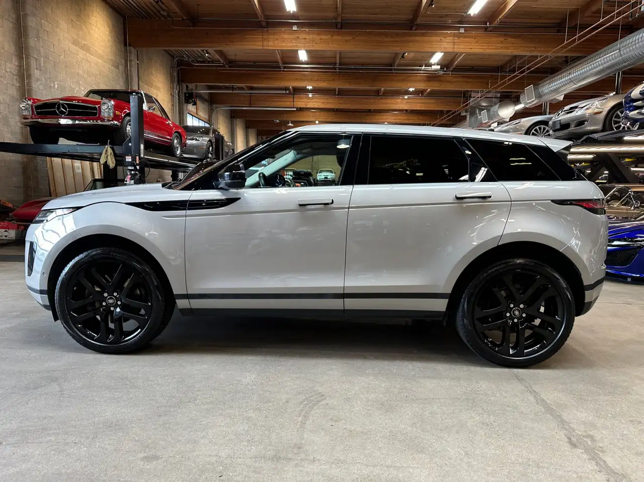 Land Rover Range Rover Evoque снимка Land Rover Range Rover Evoque