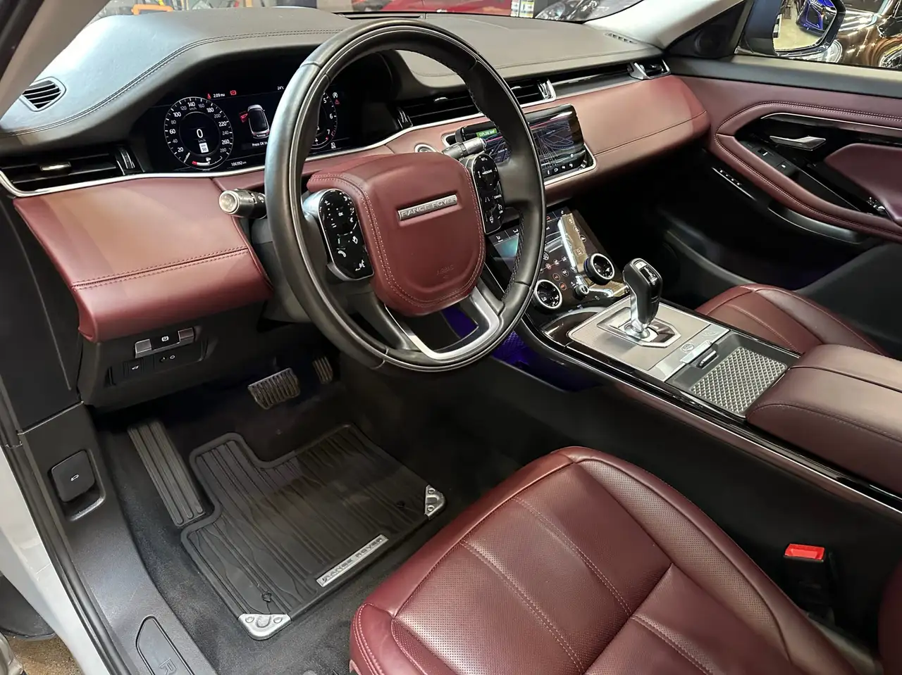 Land Rover Range Rover Evoque снимка Land Rover Range Rover Evoque
