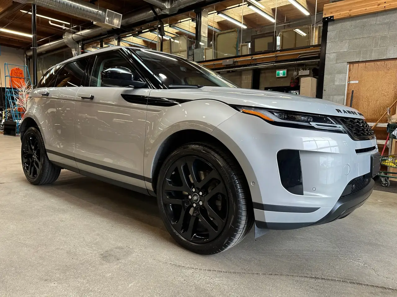 Land Rover Range Rover Evoque снимка Land Rover Range Rover Evoque