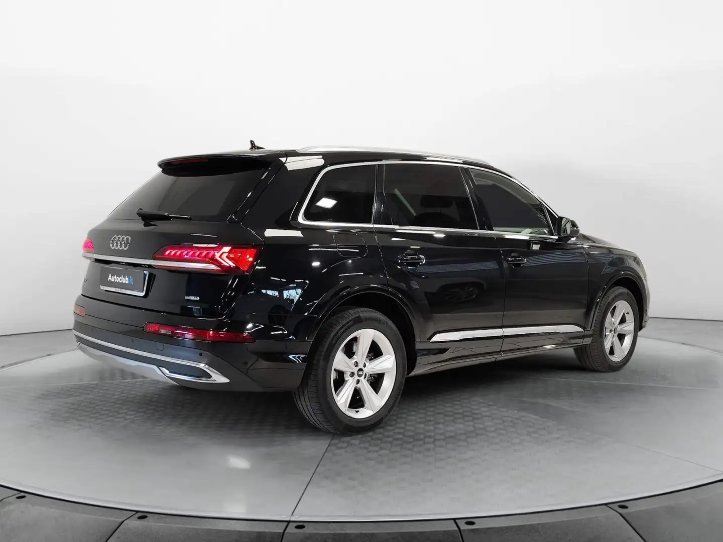 Audi Q7 50 3.0 tdi mhev Business quattro 7 Posti Nero - 2