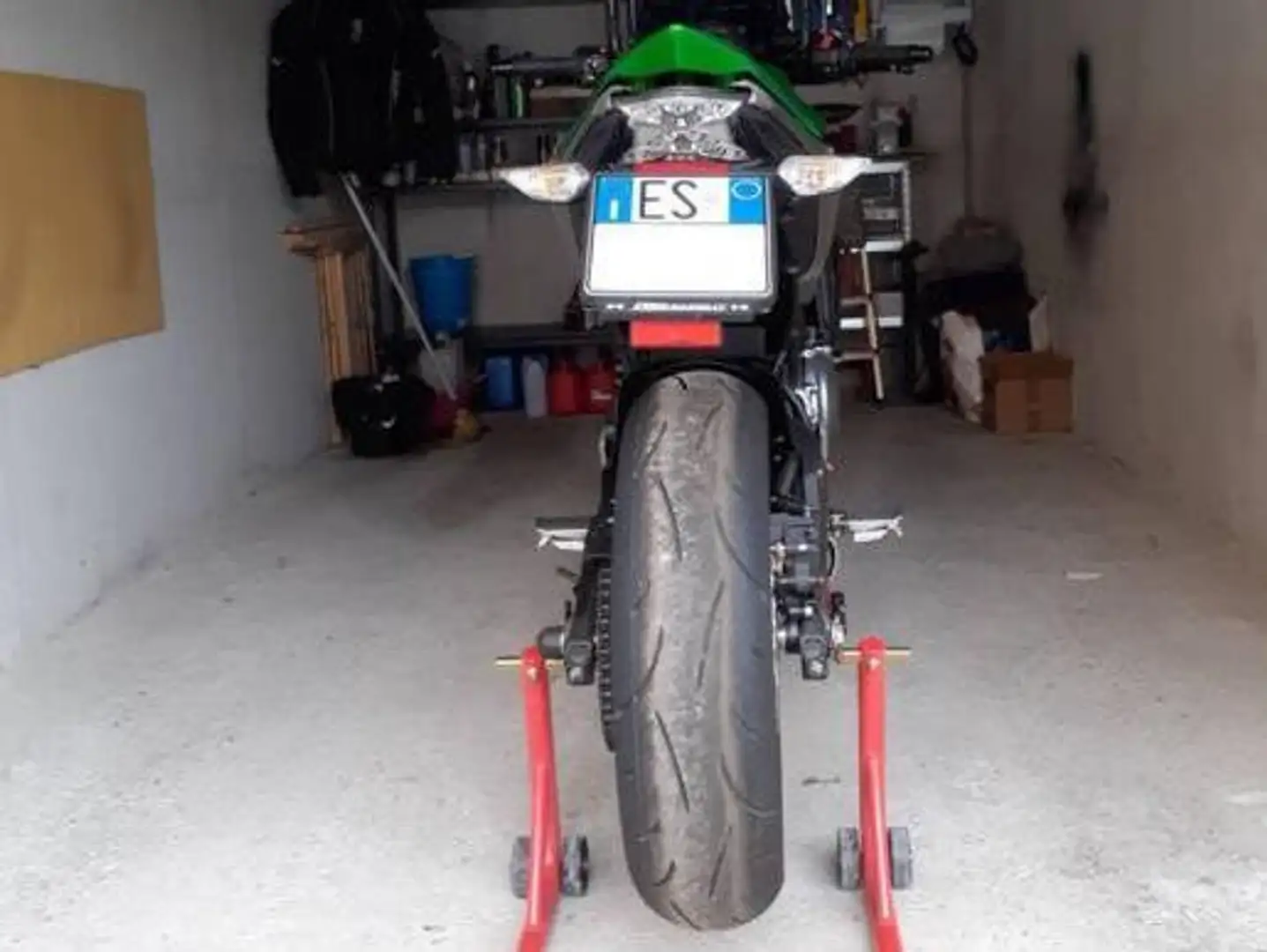 Kawasaki Z 650 Verde - 2