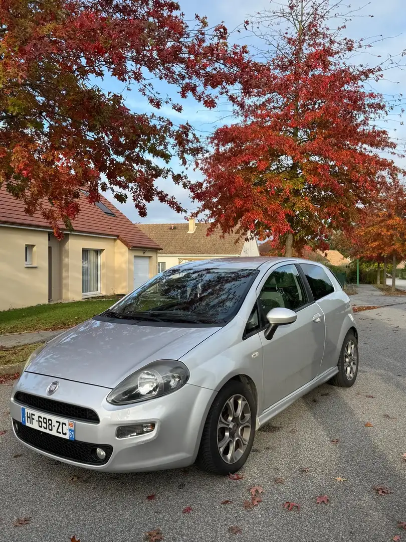 Fiat Punto 1.3 MULTIJET 16V 75 S&S EASY (KIT NOVETUD) - 1