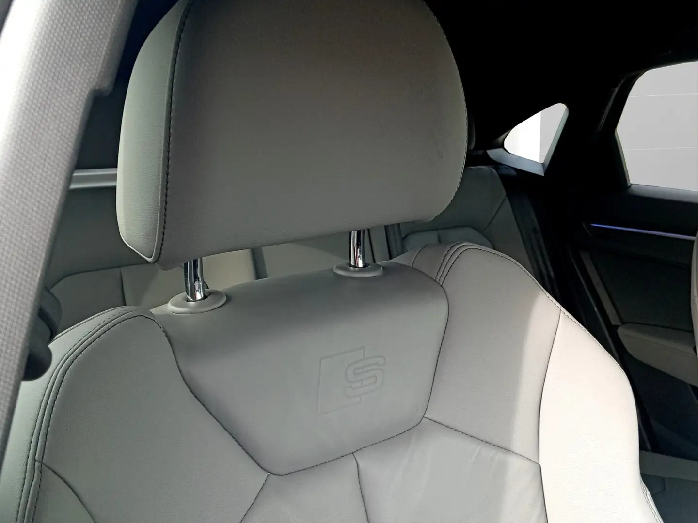 Audi Q3 Q3 SPB 40 TDI quattro S tronic S line edition 200C Violett - 2