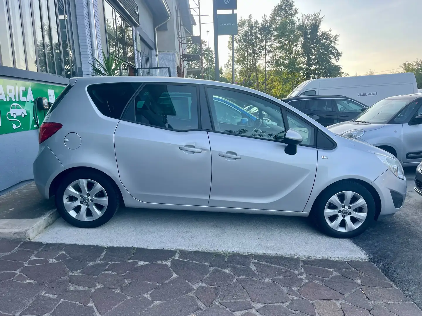 Opel Meriva Gpl-tech 120cv Gris - 2