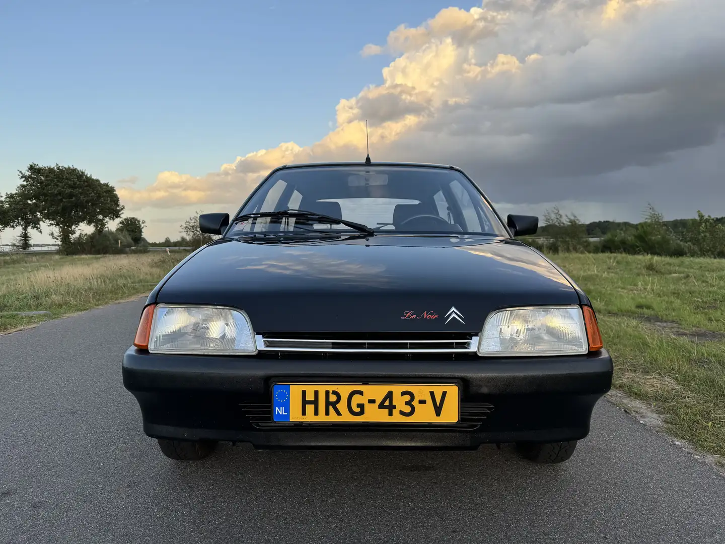 Citroen AX 1.1 Le Noir erg netjes en helemaal origineel! Zwart - 2