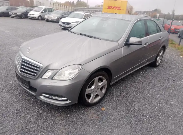 Mercedes-Benz E 200 E 200 CGI Avantgarde  BlueEfficiency