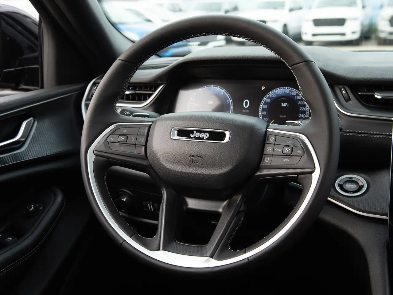 Jeep Grand Cherokee снимка Jeep Grand Cherokee
