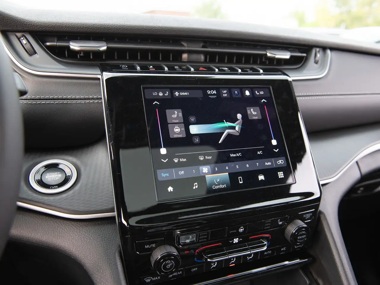 Jeep Grand Cherokee снимка Jeep Grand Cherokee