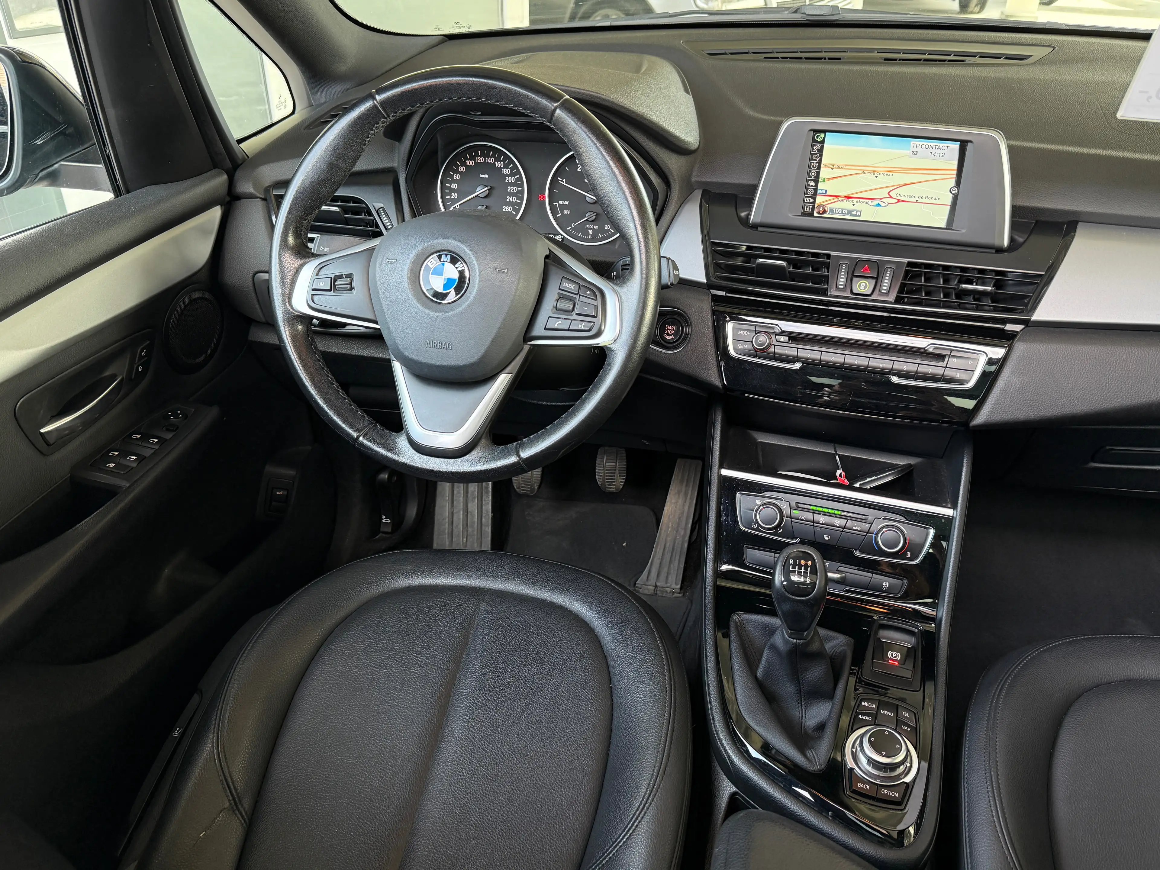 BMW 216 Active Tourer 216 d / NAVI / CLIM / LIMITEUR / GARANTIE — photo 13