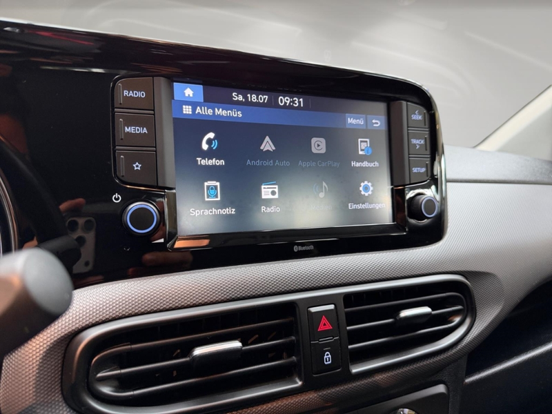 Hyundai i10 1.0 Edition 30 *ALLWETTER*SHZ*LKR-HZ*UVM!* — photo 9