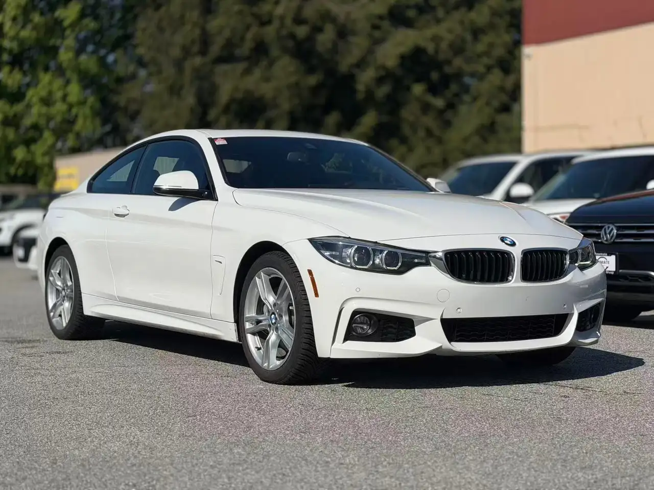 BMW 4 Series снимка BMW 4 Series
