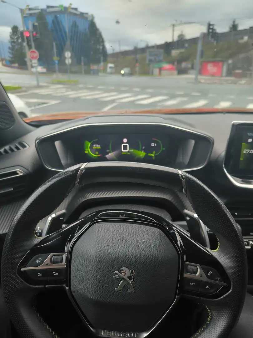 Peugeot 2008 Allure - 2