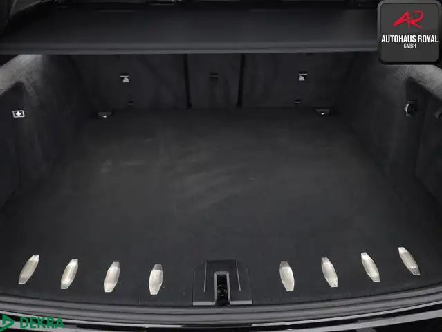 BMW XM view 13