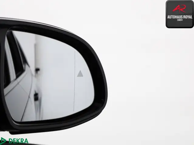 BMW XM view 21