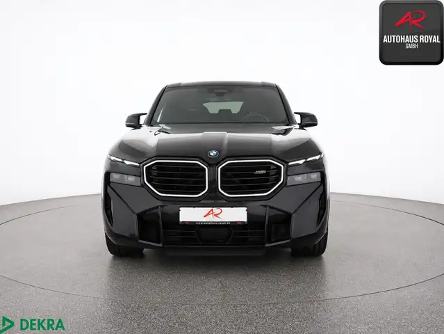 BMW XM view 8