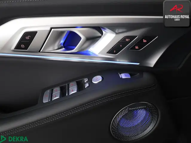 BMW XM view 14