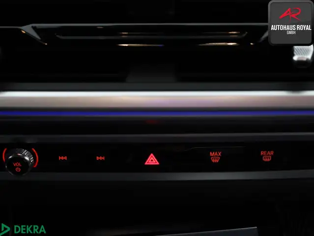 BMW XM view 19
