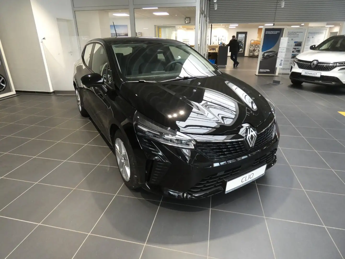 Renault Clio V Evolution Zwart - 1
