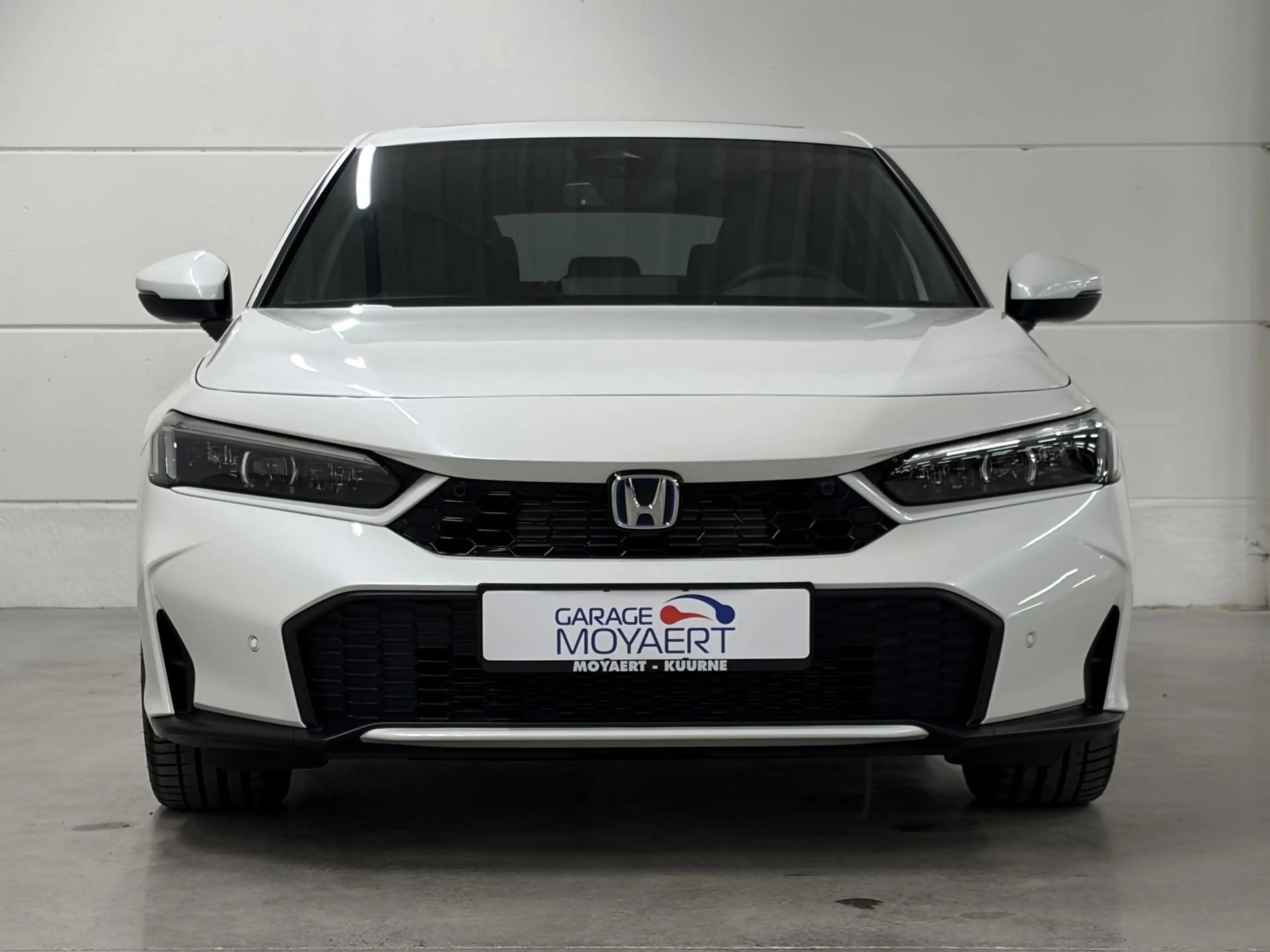 Honda Civic 2.0 i-MMD HEV Advance AT — photo 4