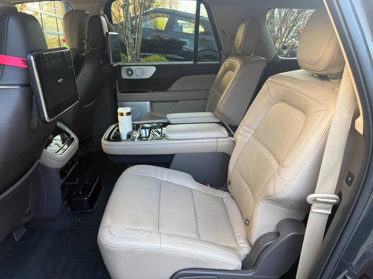 Lincoln Navigator снимка Lincoln Navigator