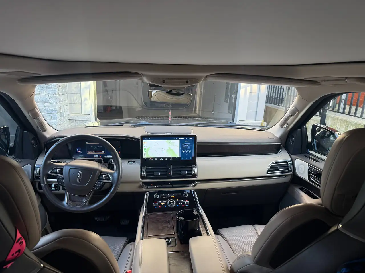 Lincoln Navigator снимка Lincoln Navigator