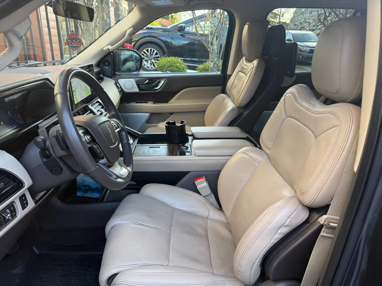 Lincoln Navigator снимка Lincoln Navigator
