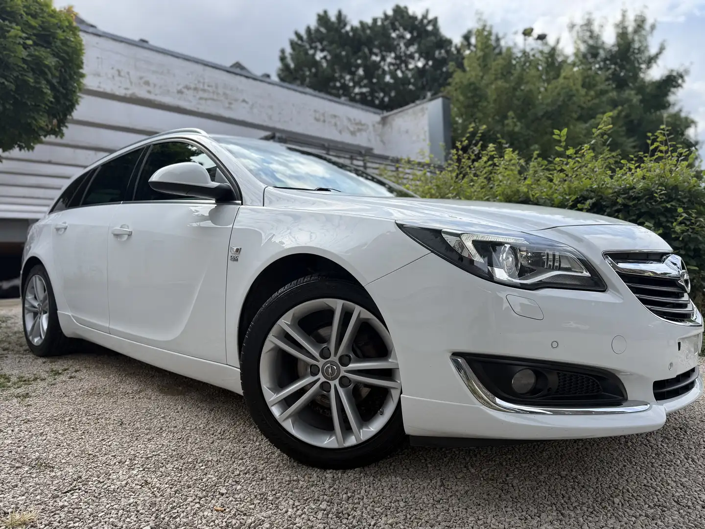 Opel Insignia Sports Tourer +++ PACK OPC +++ Blanc - 1