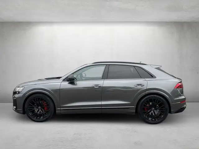 Audi Q8 view 2