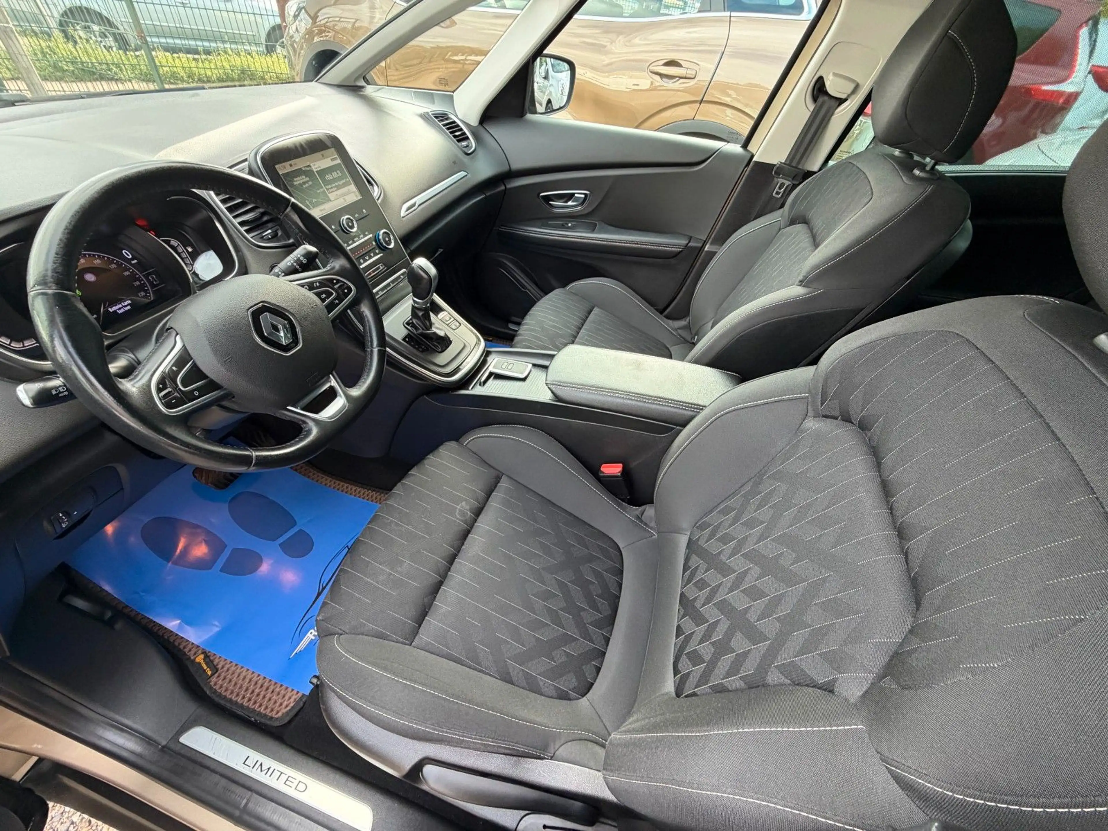 Renault Scenic IV Limited*2.HD*Aut*kamra*SHZ*TÜV NEU — photo 13