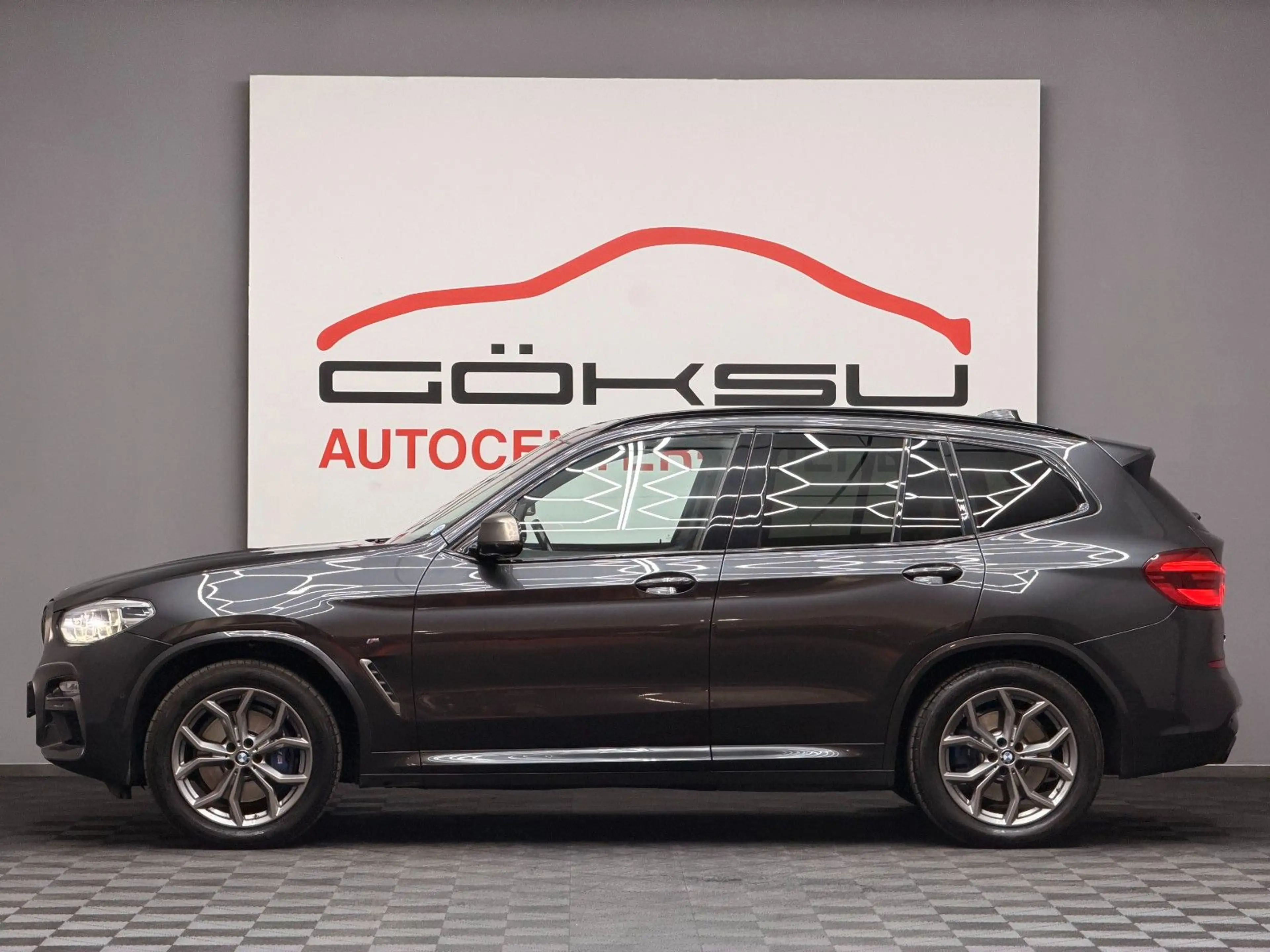 BMW X3 M40 d *M-Paket*HUD*PANO*CAM*LED*AHK*LEDER* — photo 3