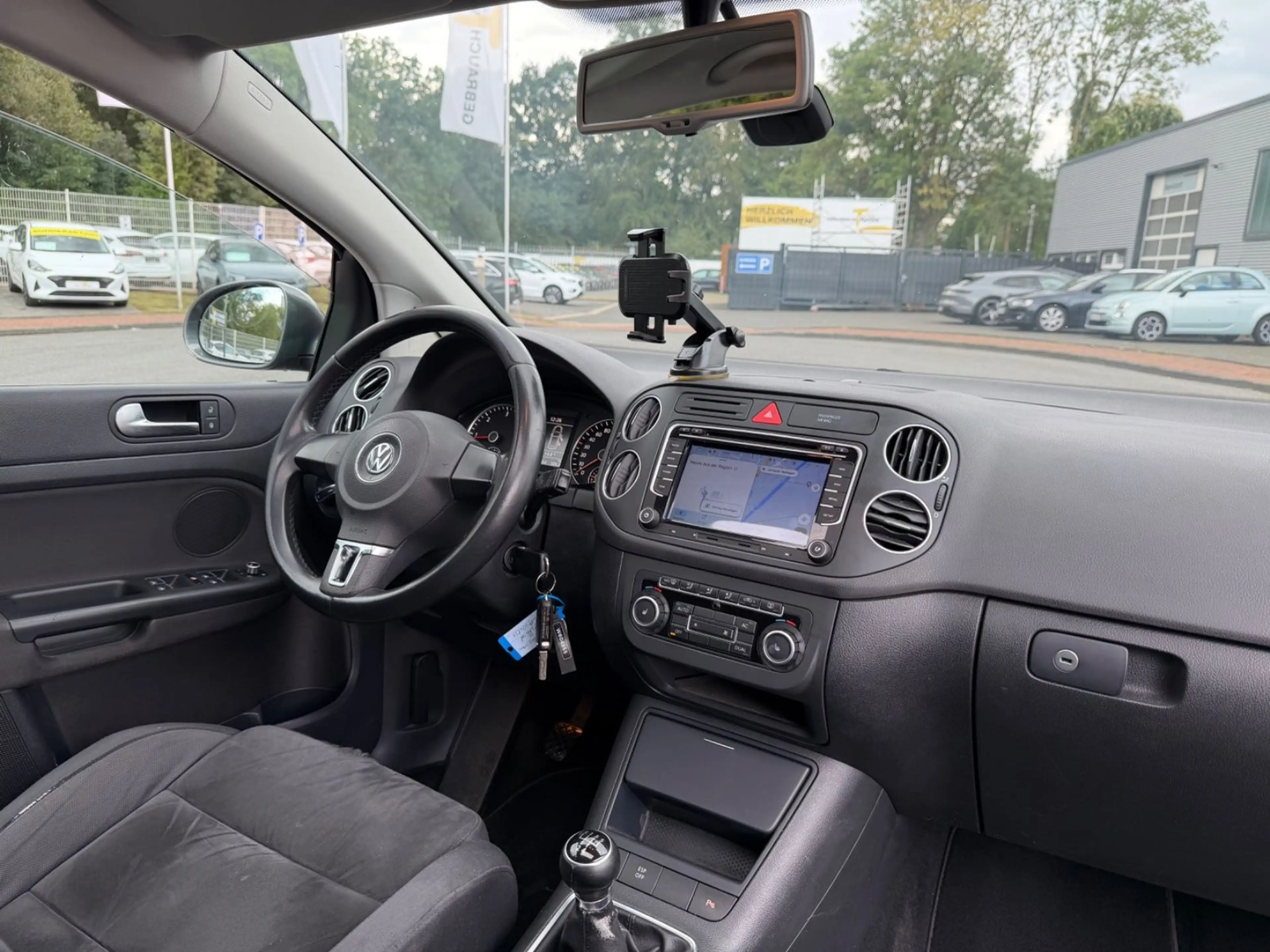 Volkswagen Golf Plus HIGHL./2.HD/NAVI/ALCANT./SCHIEBD./ALU/PDC/AHK/ — photo 14
