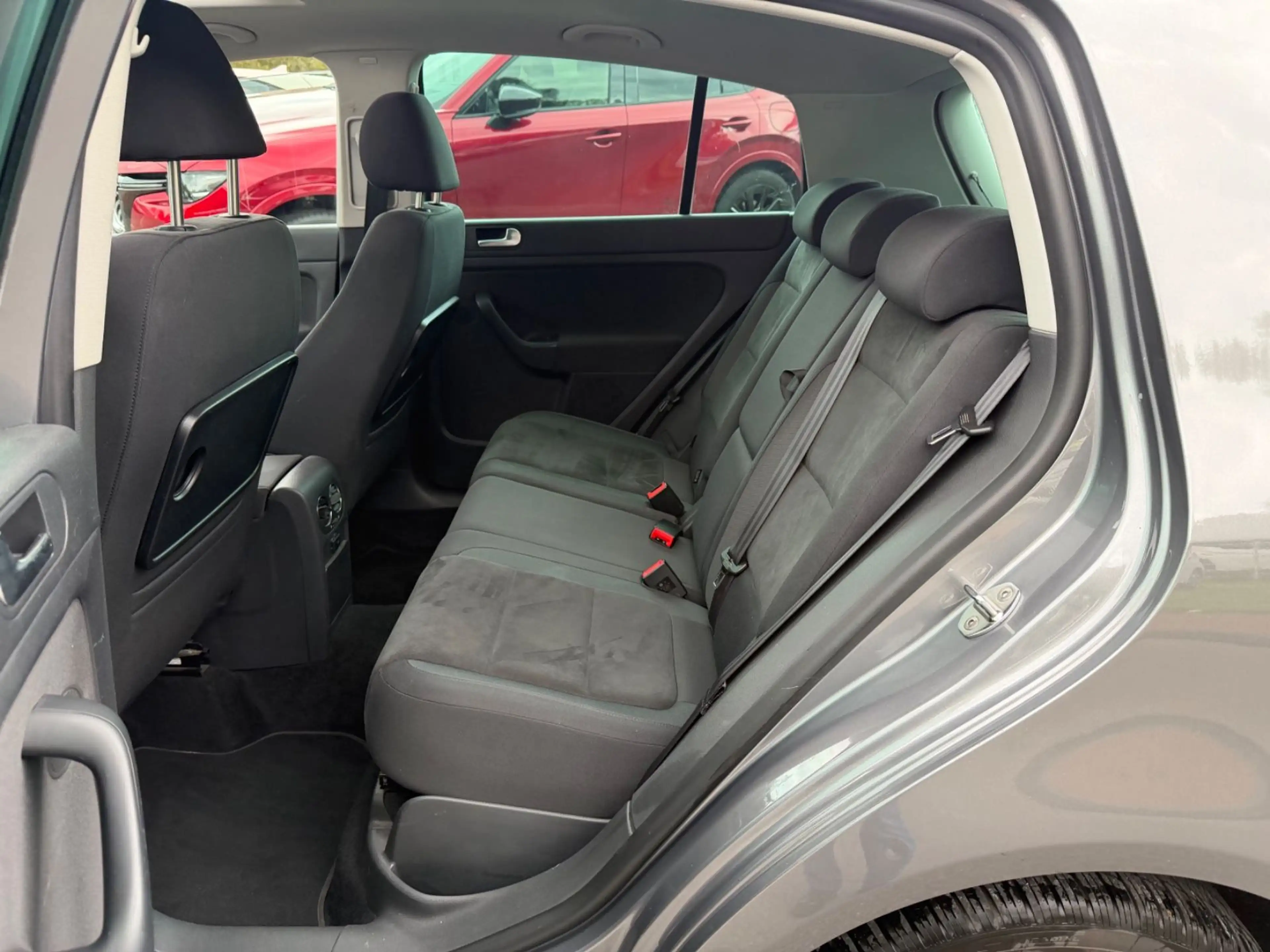 Volkswagen Golf Plus HIGHL./2.HD/NAVI/ALCANT./SCHIEBD./ALU/PDC/AHK/ — photo 11