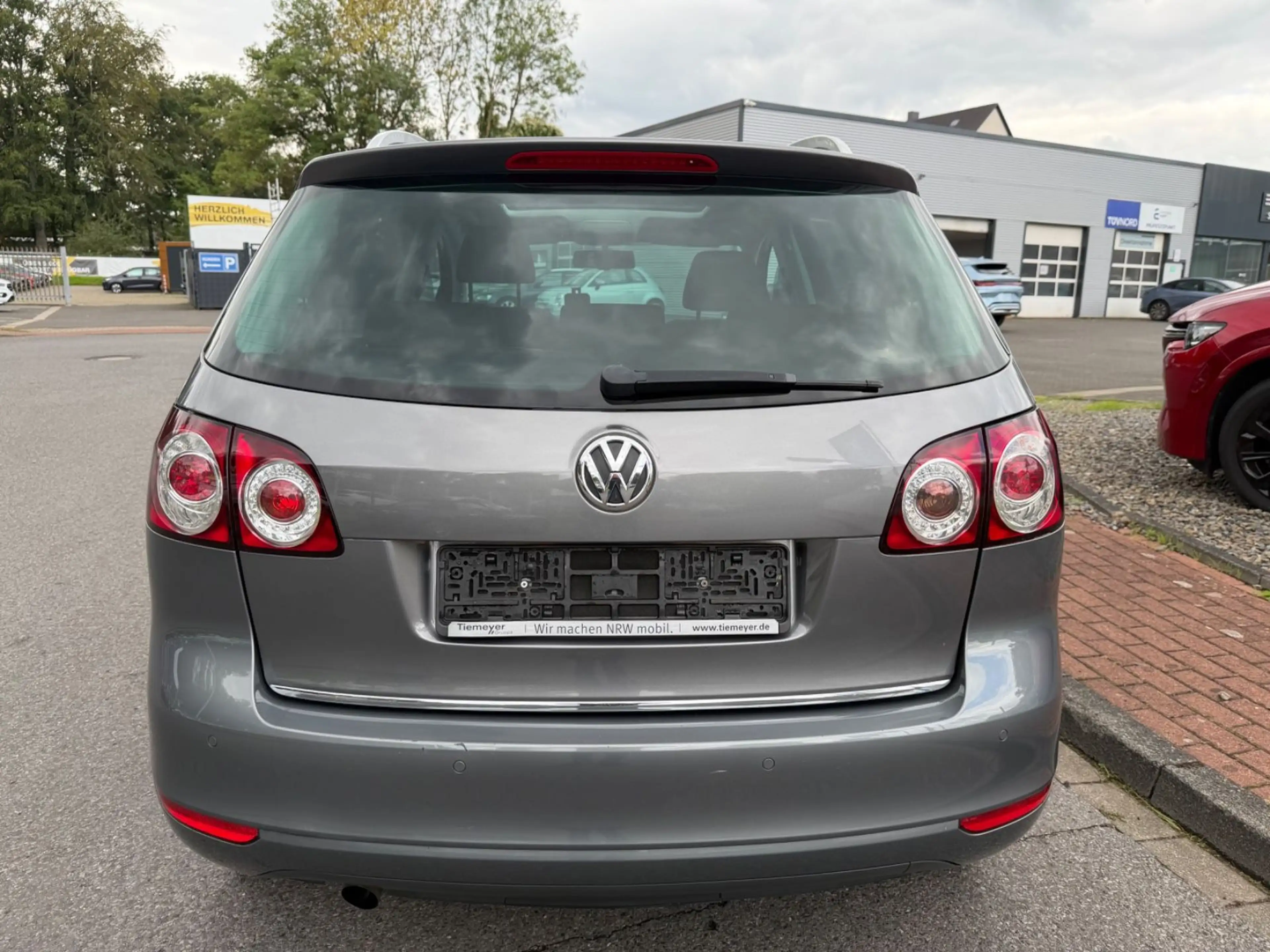 Volkswagen Golf Plus HIGHL./2.HD/NAVI/ALCANT./SCHIEBD./ALU/PDC/AHK/ — photo 8