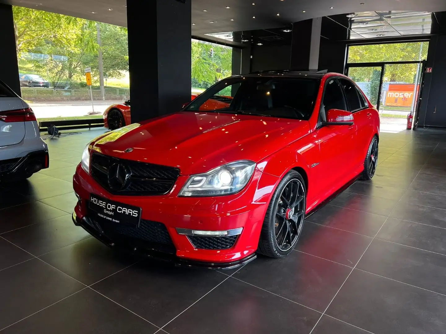 Mercedes-Benz C 63 AMG Limousine *Schiebedach*Deutsches Fhz* crvena - 2