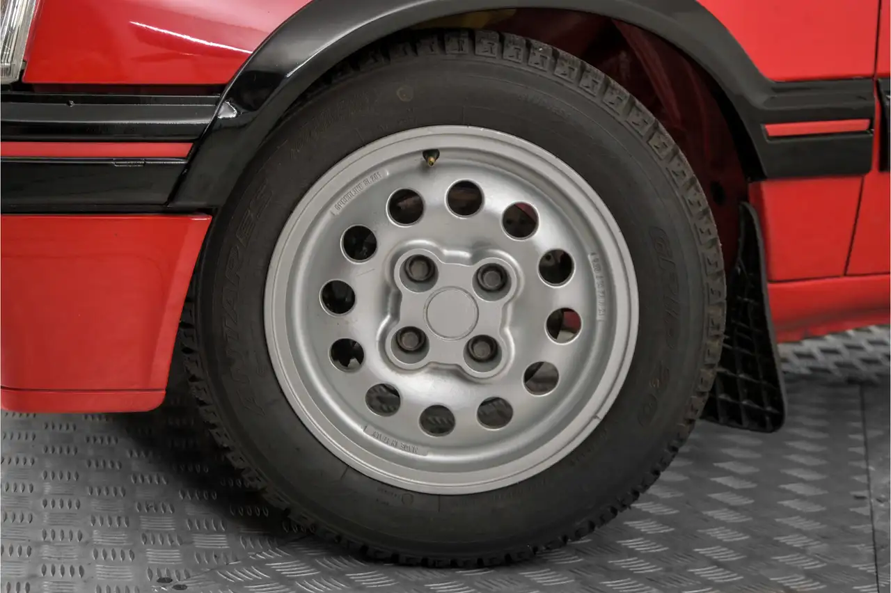 Peugeot 205 GTI 1.6, foto 4