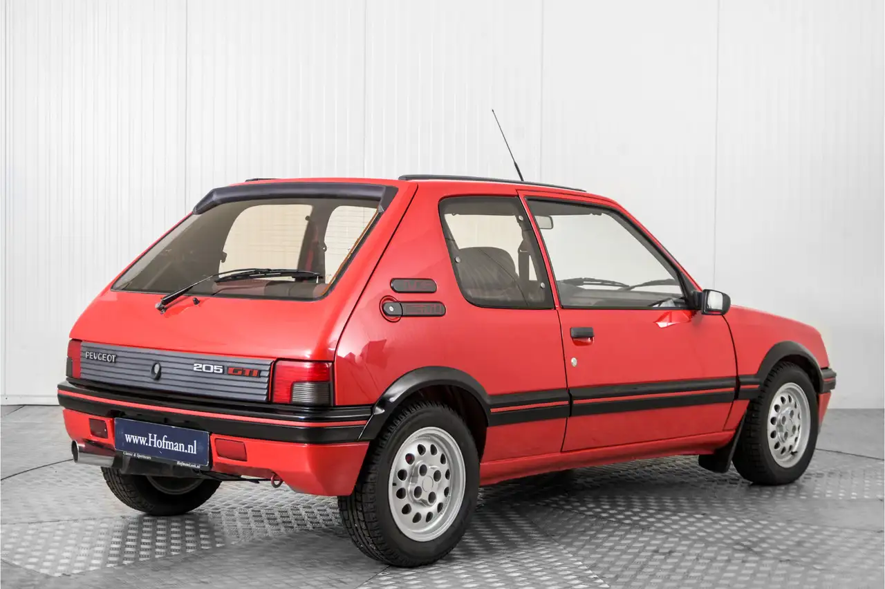 Peugeot 205 GTI 1.6, foto 2