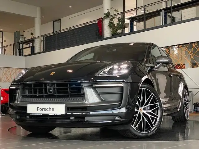 Porsche Macan 14-Wege Pano SurrView PASM PDLS+ BOSE ACC