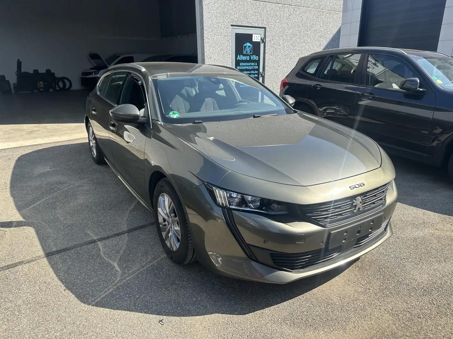 Peugeot 508 SW 1.5 BlueHDi Allure S Grey - 1