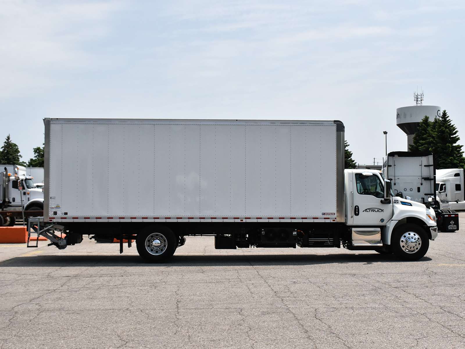 2024 International Electric MV Series
