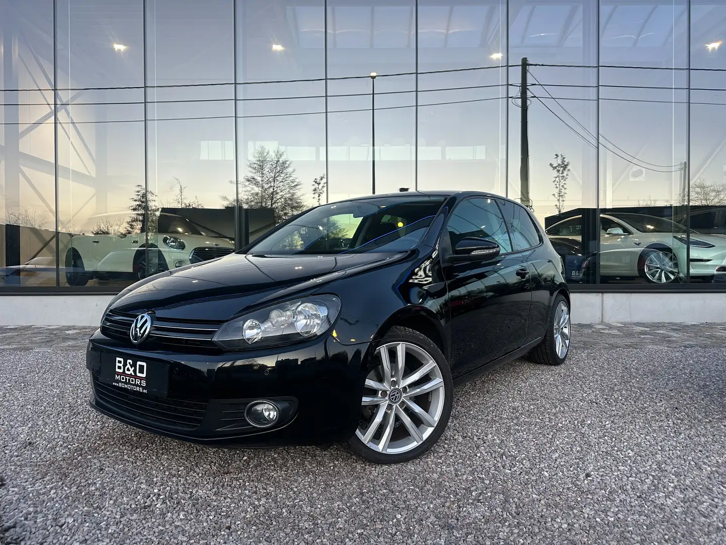 Volkswagen Golf 1.4 TSI Trendline 18"Alu,Garantie,LEZ ok Чорний - 1