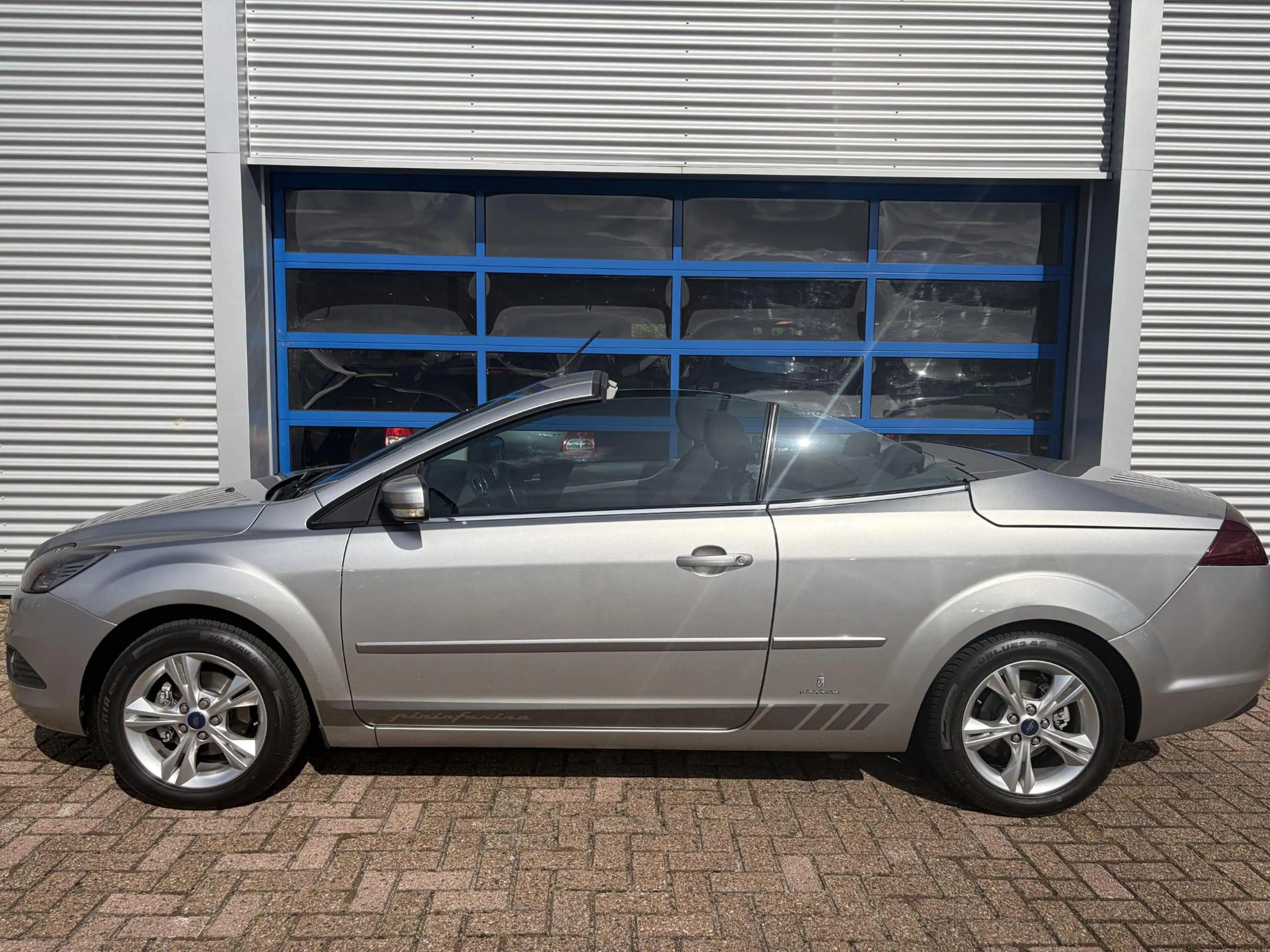 Ford Focus CC Coupé-Cabriolet 1.6 Cool & Sound — photo 2