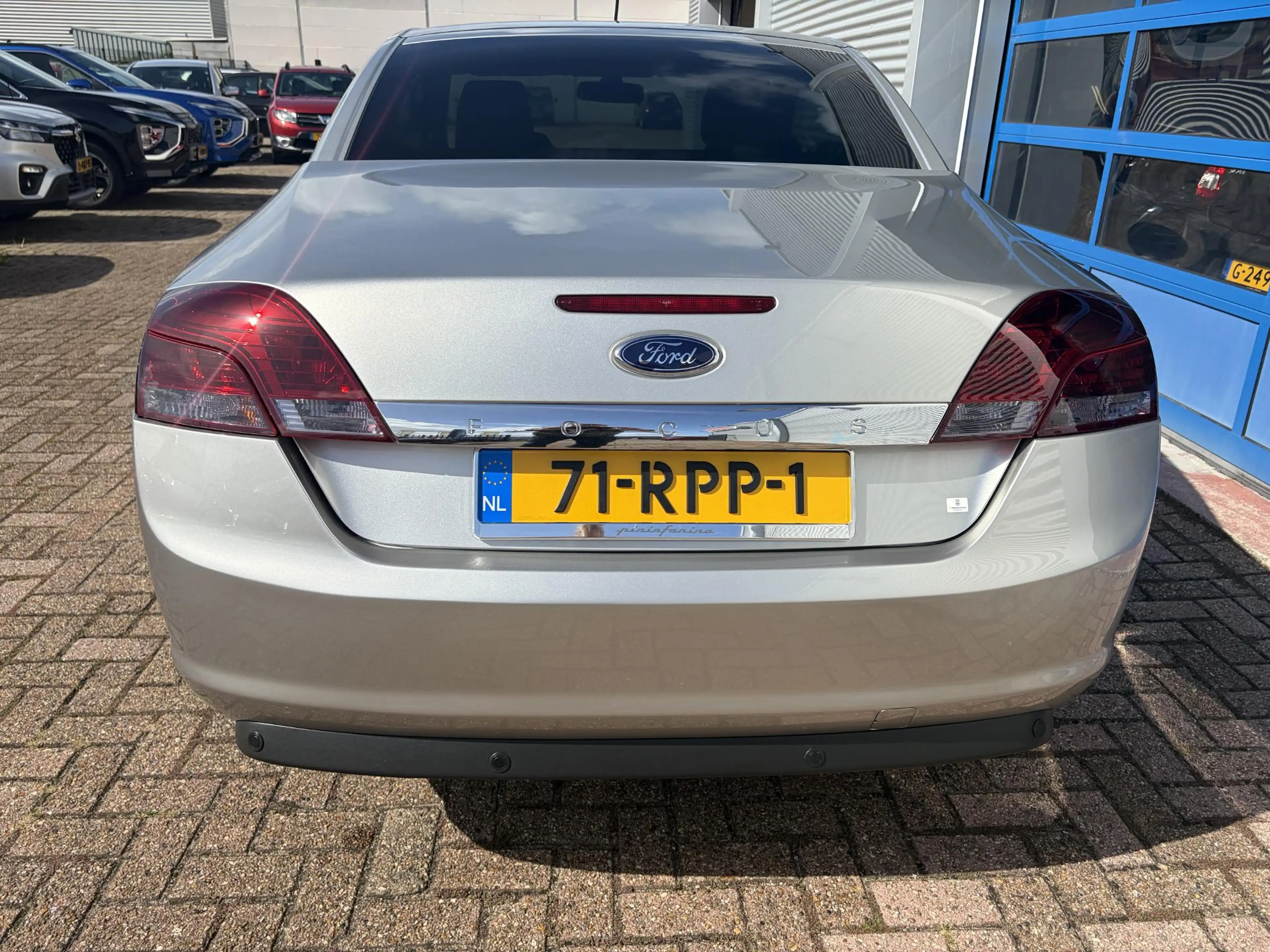 Ford Focus CC Coupé-Cabriolet 1.6 Cool & Sound — photo 9