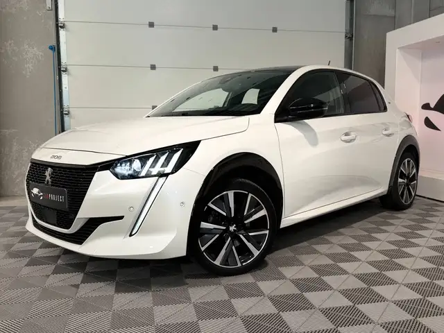 2022 Peugeot 208 in White for sale