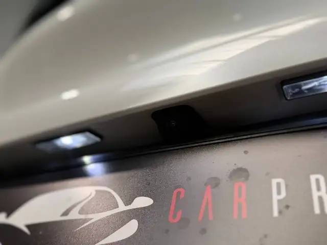 Peugeot 208 view 15
