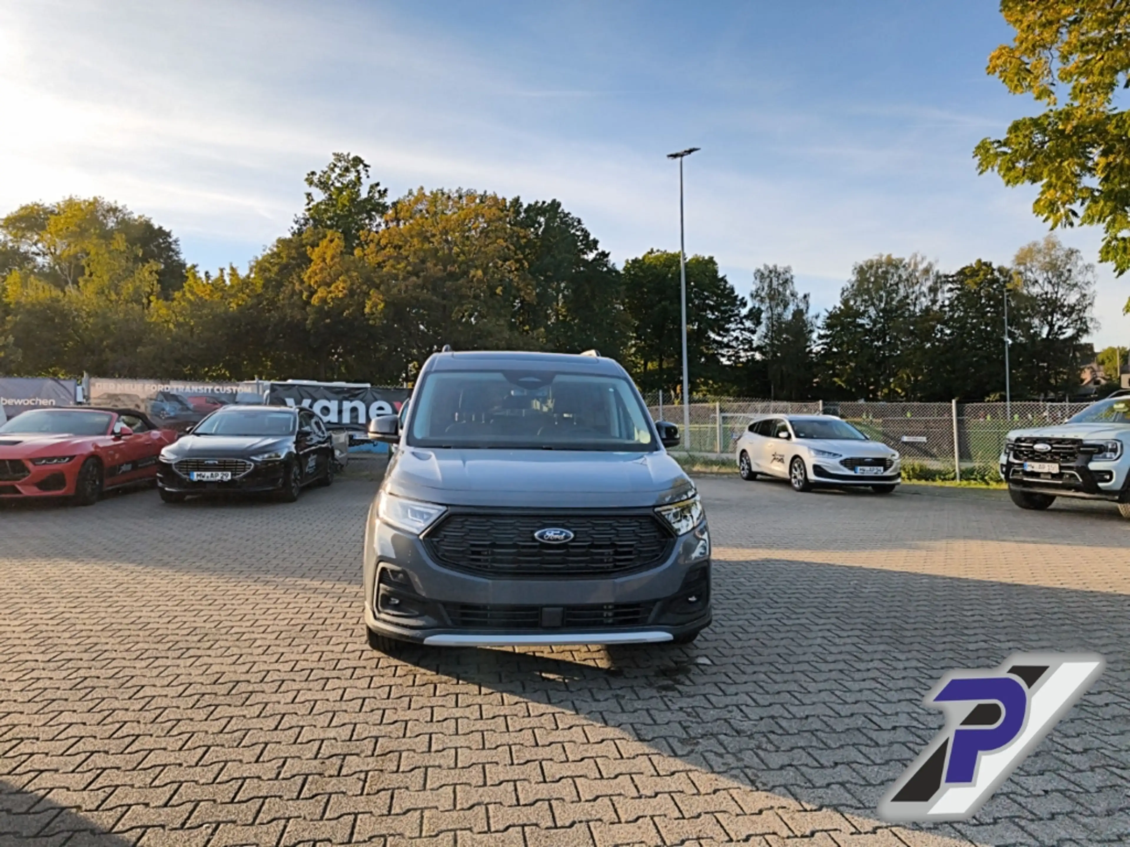 Ford Tourneo Connect Active L2 LED+FRONTSCHEIBENHEIZUNG+7SITZER+ACC+TWA — photo 8