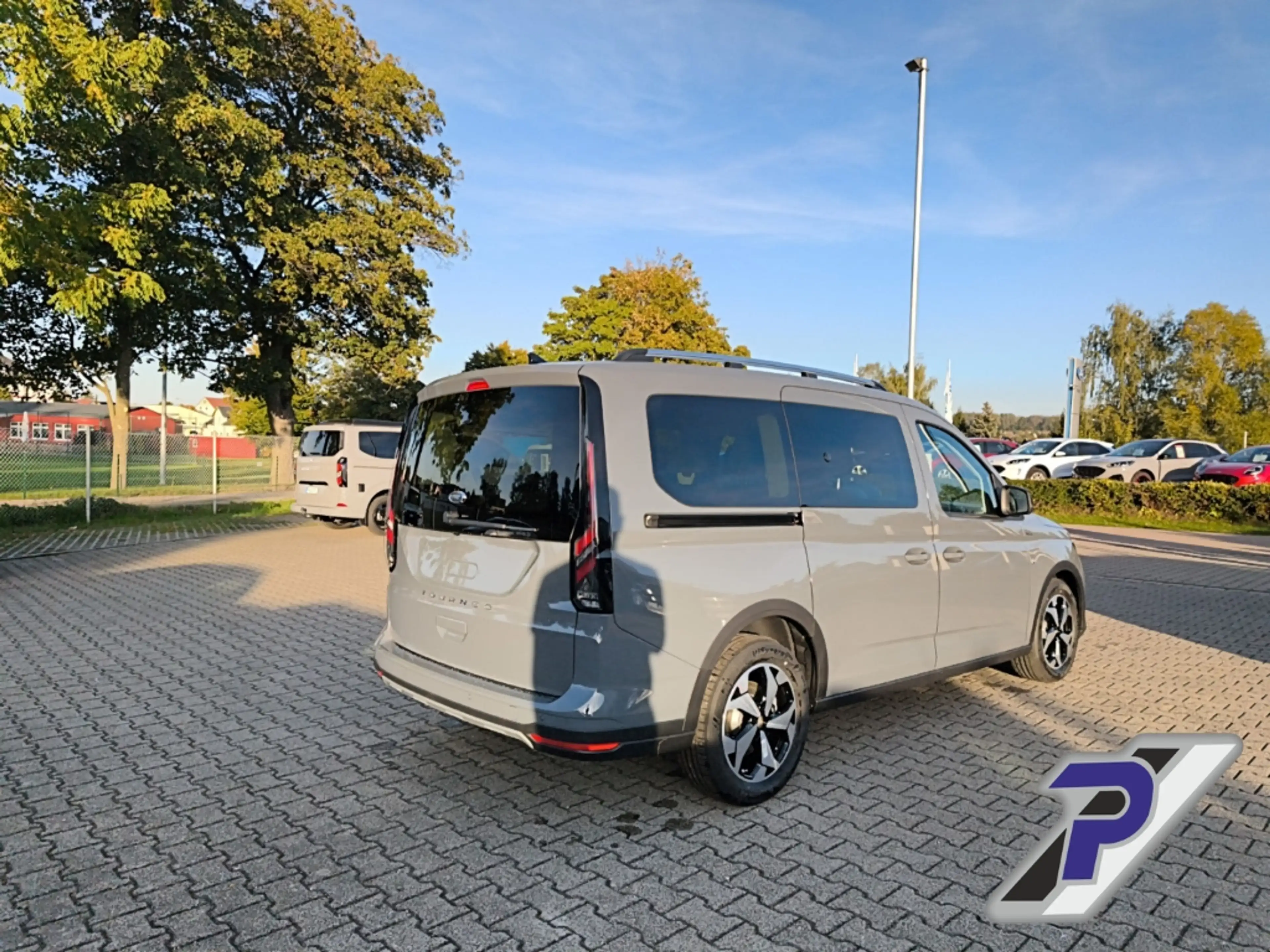 Ford Tourneo Connect Active L2 LED+FRONTSCHEIBENHEIZUNG+7SITZER+ACC+TWA — photo 5