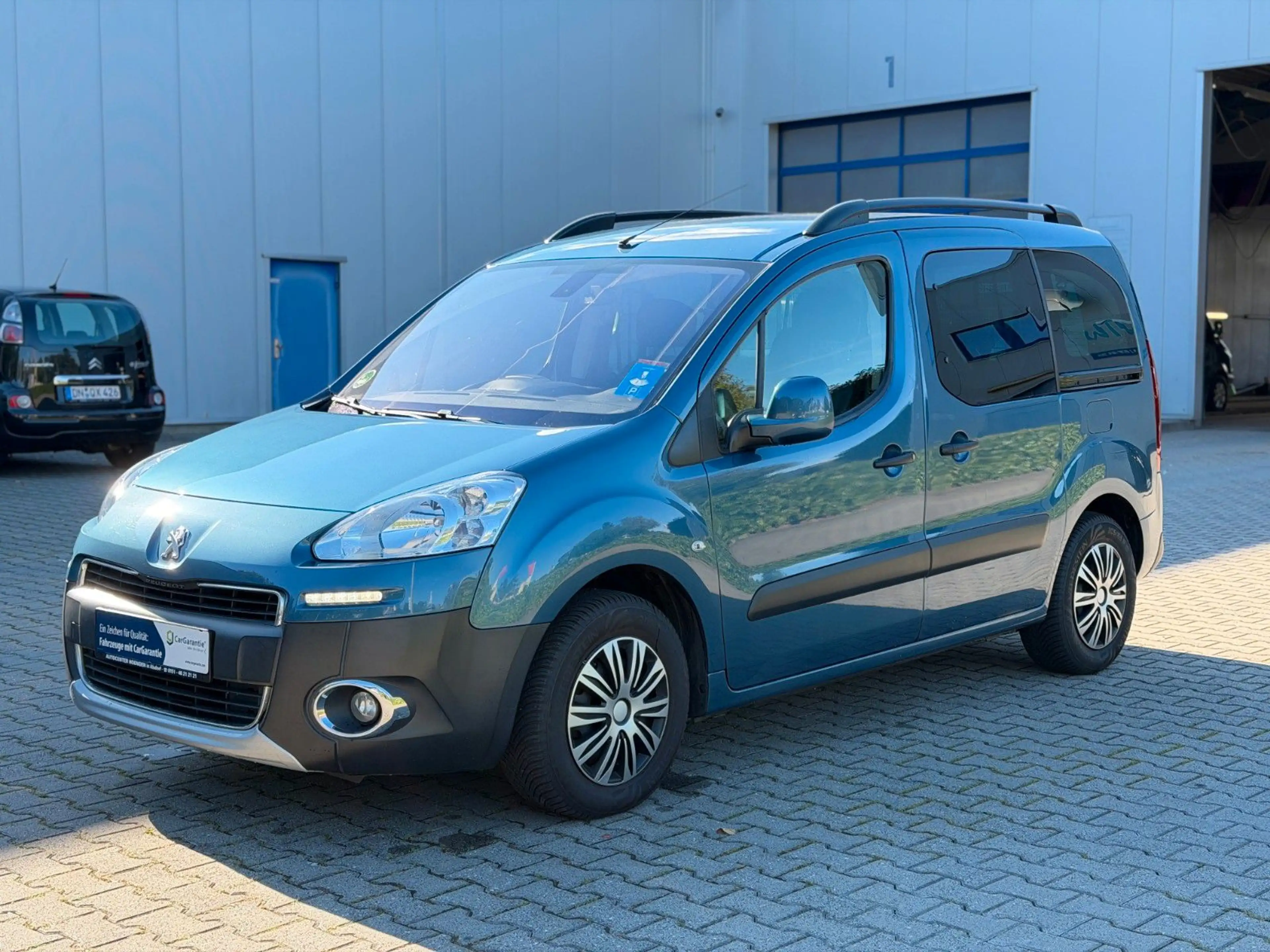 Peugeot Partner Active Garantie*Klimaaut.*Sitzheiz
