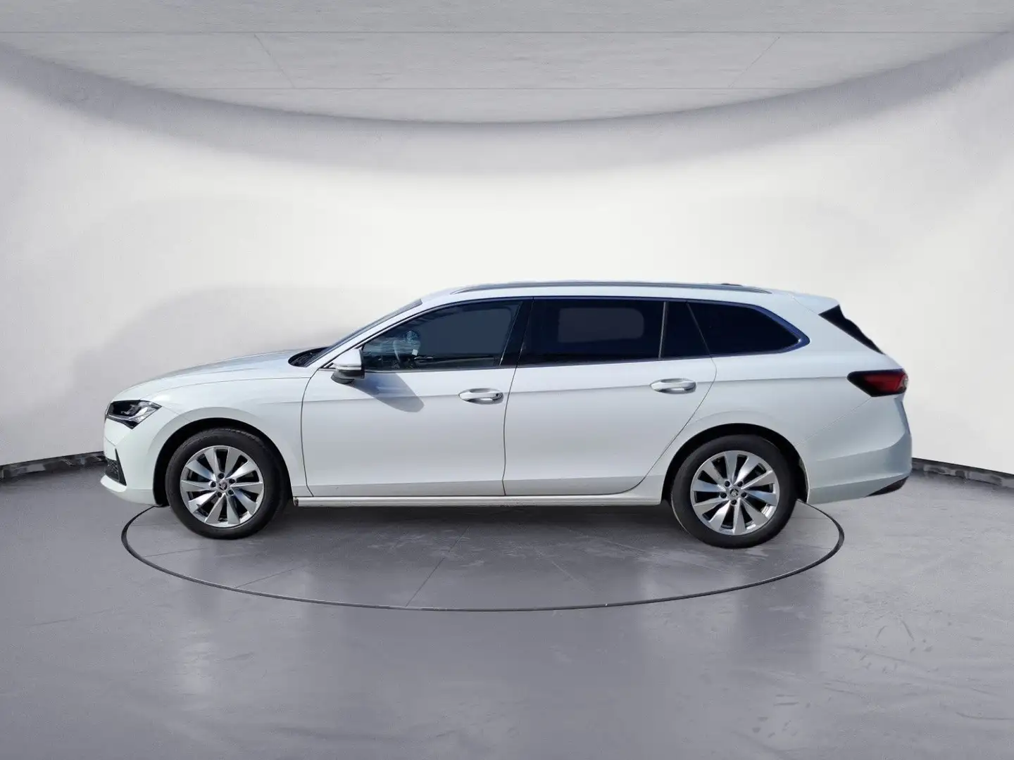 Skoda Superb 1.5 TSI mHEV DSG Selection Combi HeadUp A Weiß - 2